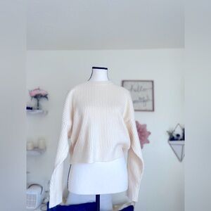 Elodie Sweaters Elodie Crewneck Cropped Sweater Size M NWT